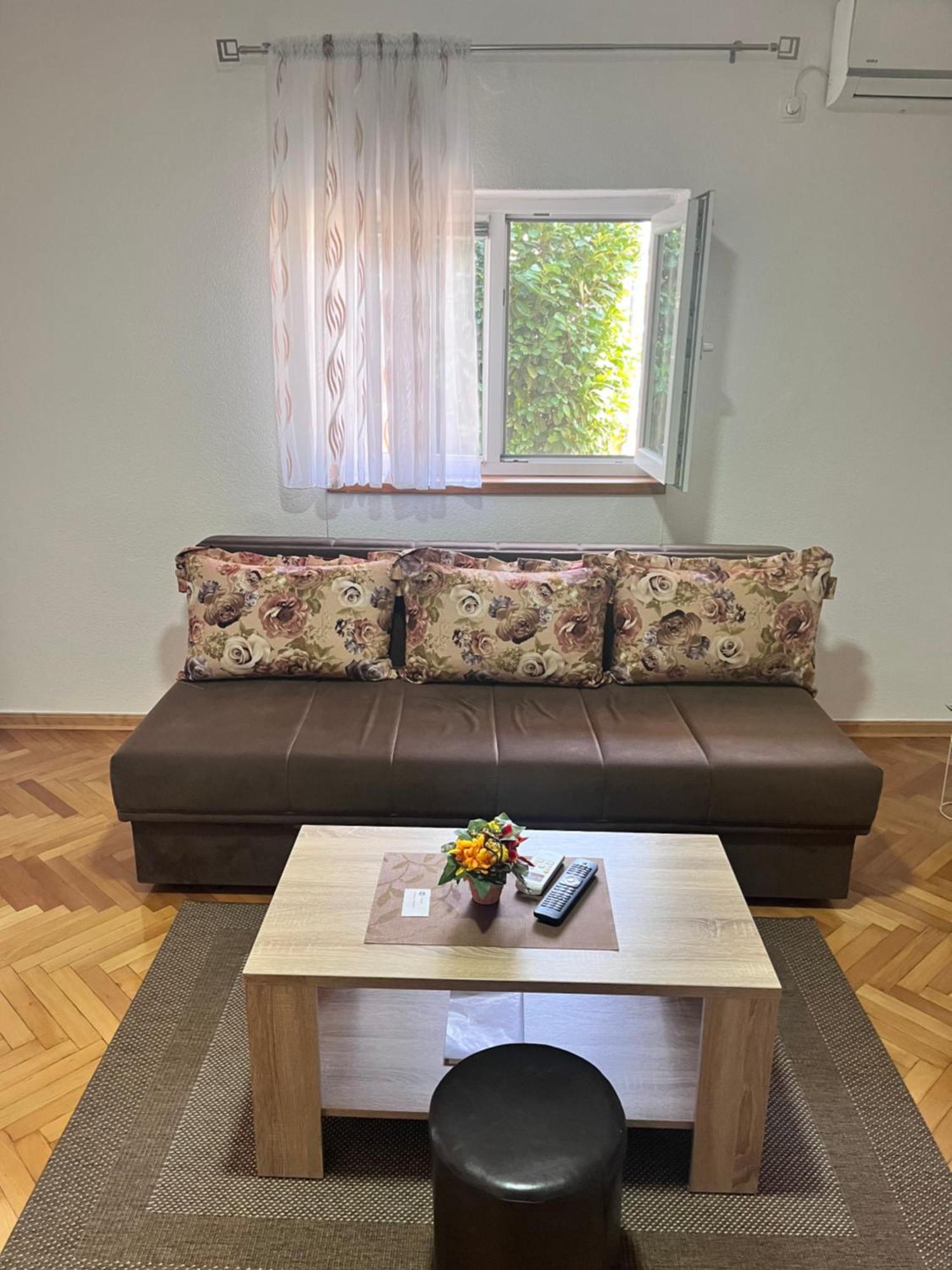 Apartman Mim Trebinje Exterior foto